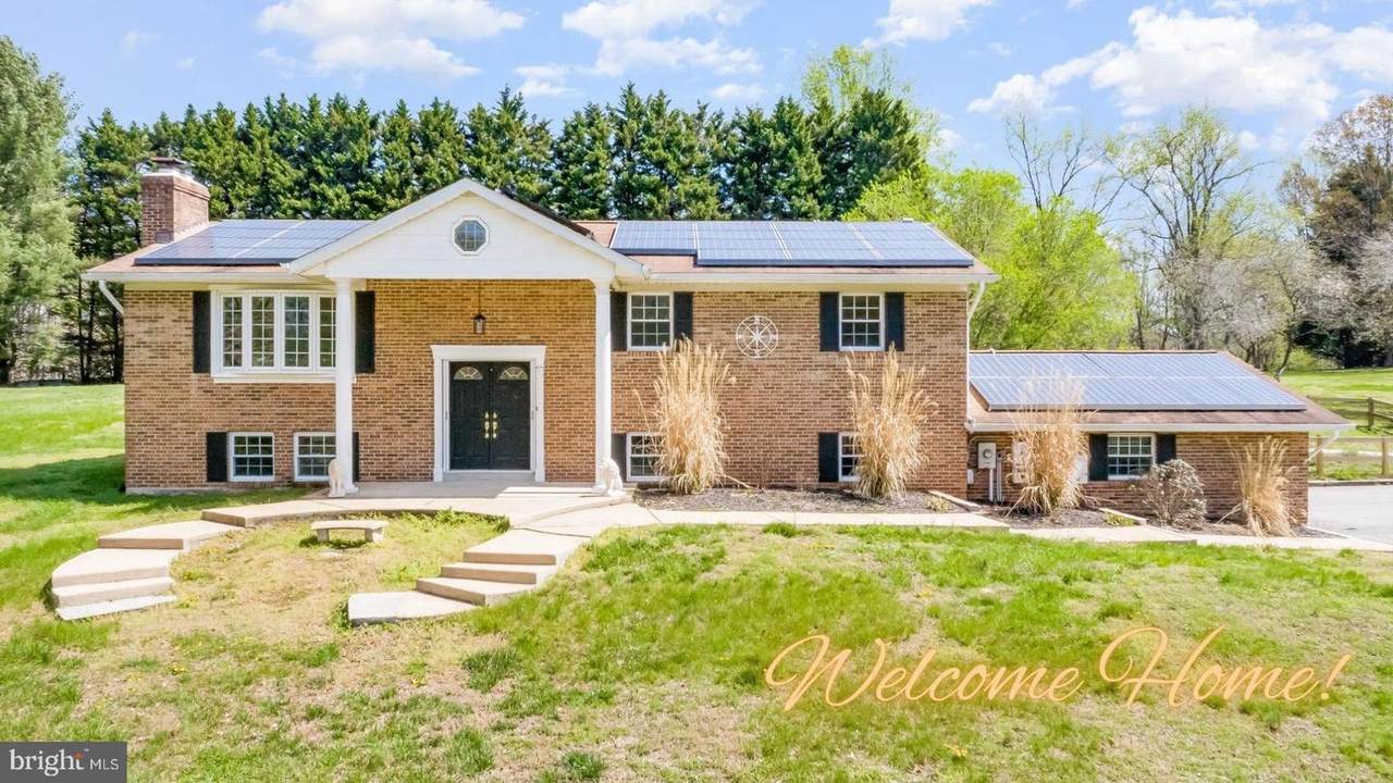 4311 Hardesty Court - Photo 1