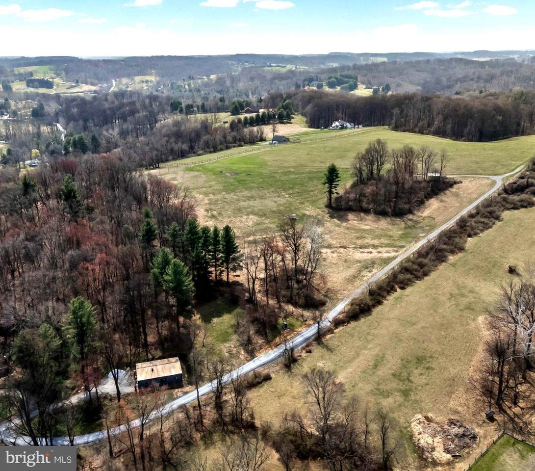 928 Stargazers Road - Photo 1