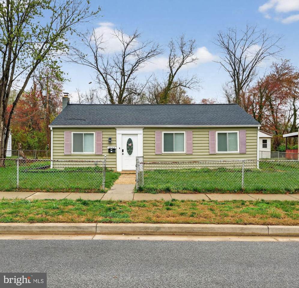 1602 Lorimer Road - Photo 1