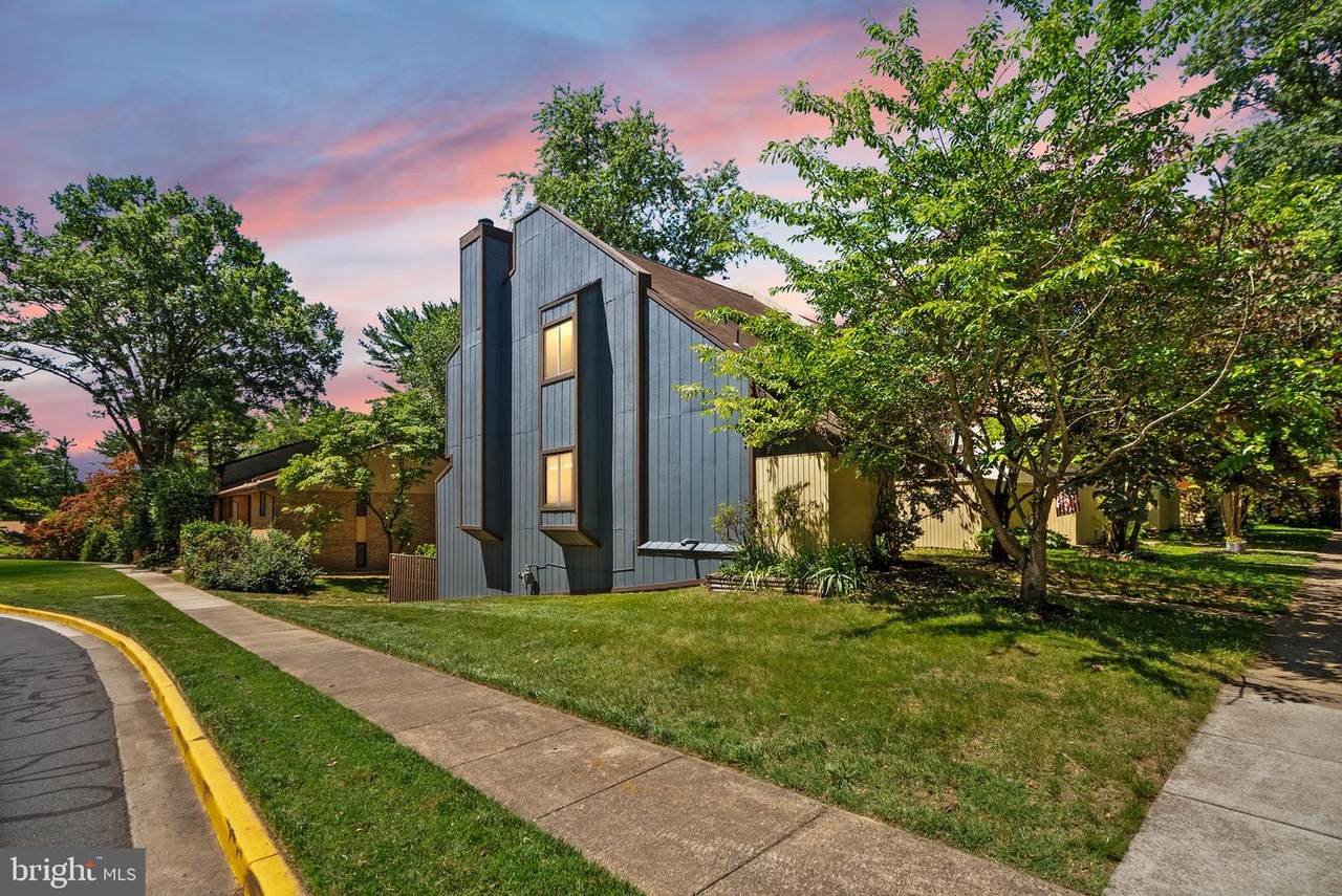 11100 Saffold Way - Photo 1