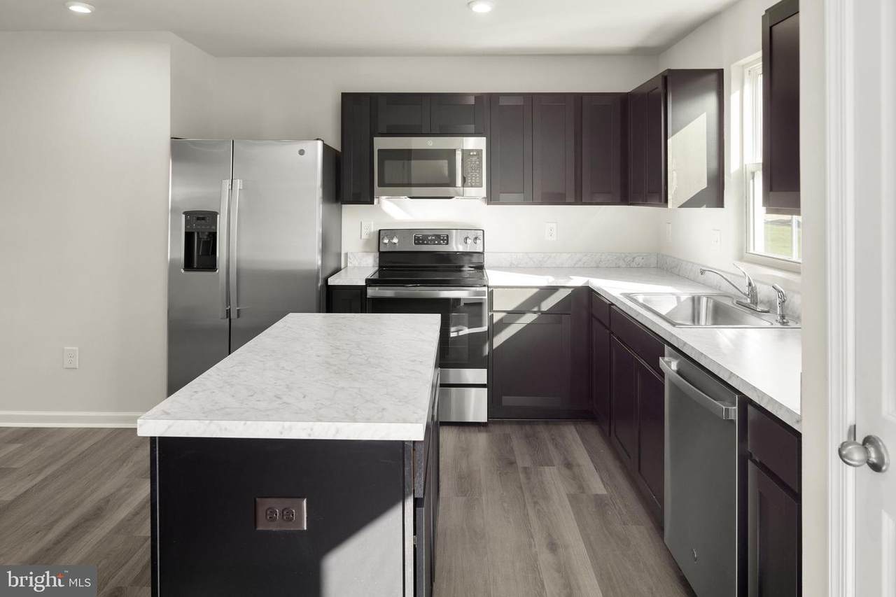 1453AB Mutual Drive - Photo 1