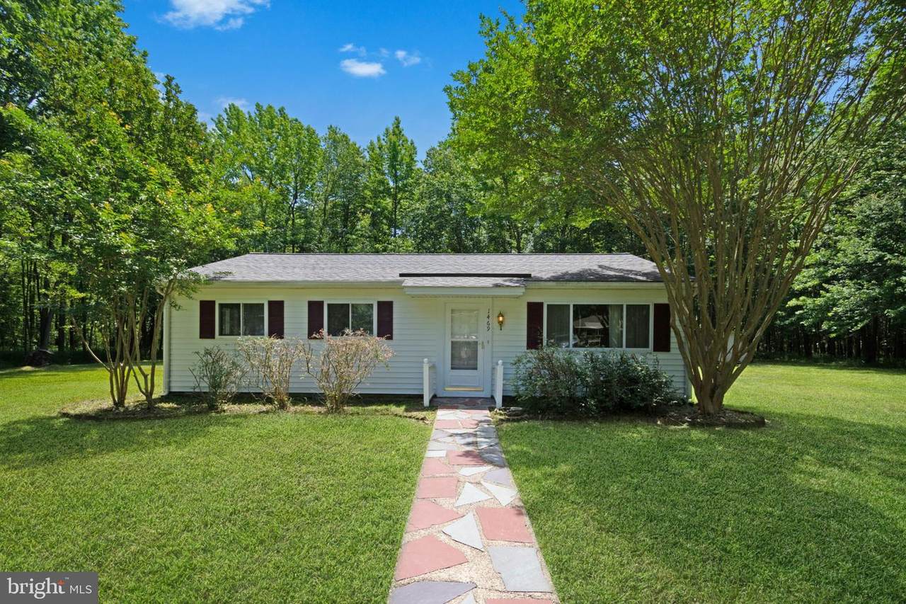 1469 Cedarhurst Road - Photo 1