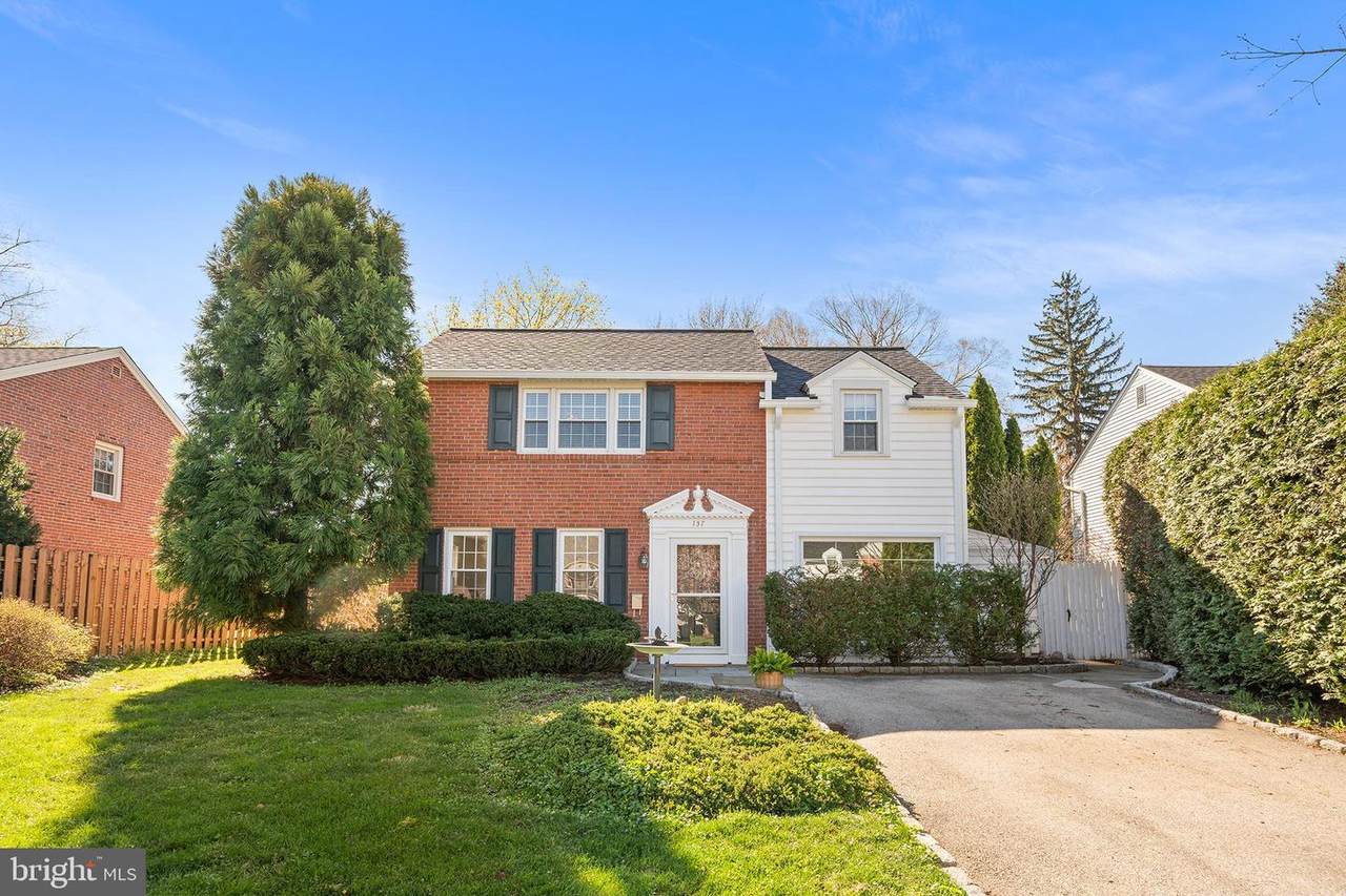 137 Barcladen Road - Photo 1
