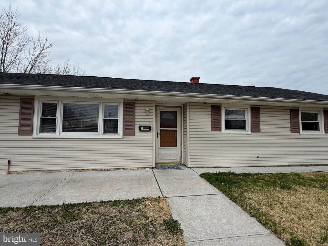 1000 Birchwood Drive - Photo 1