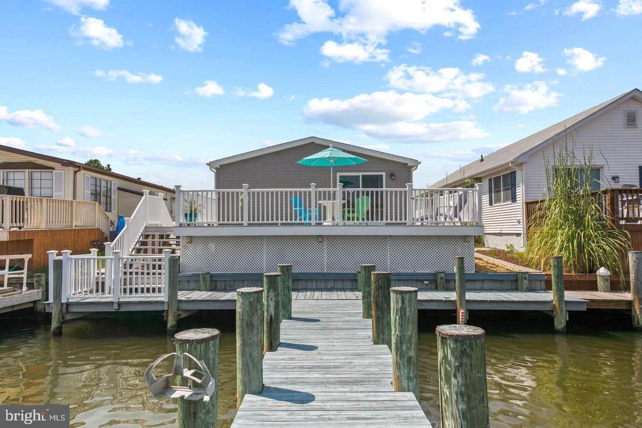 700 Gulf Stream Drive - Photo 1