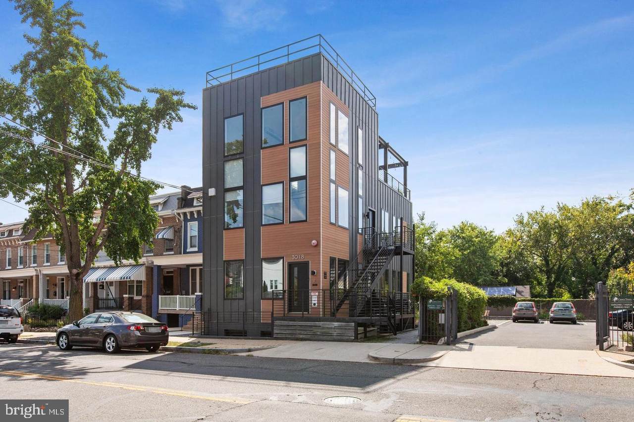 3018 12TH Street - Photo 1