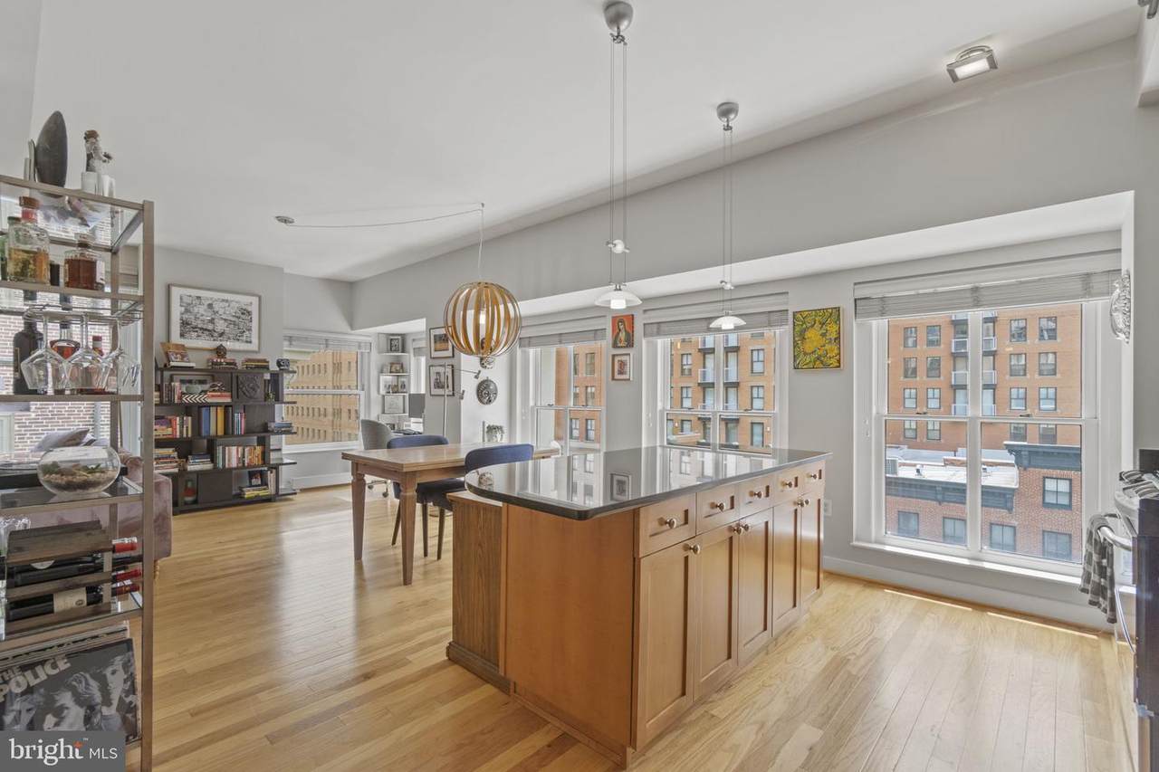 675 E Street - Photo 1