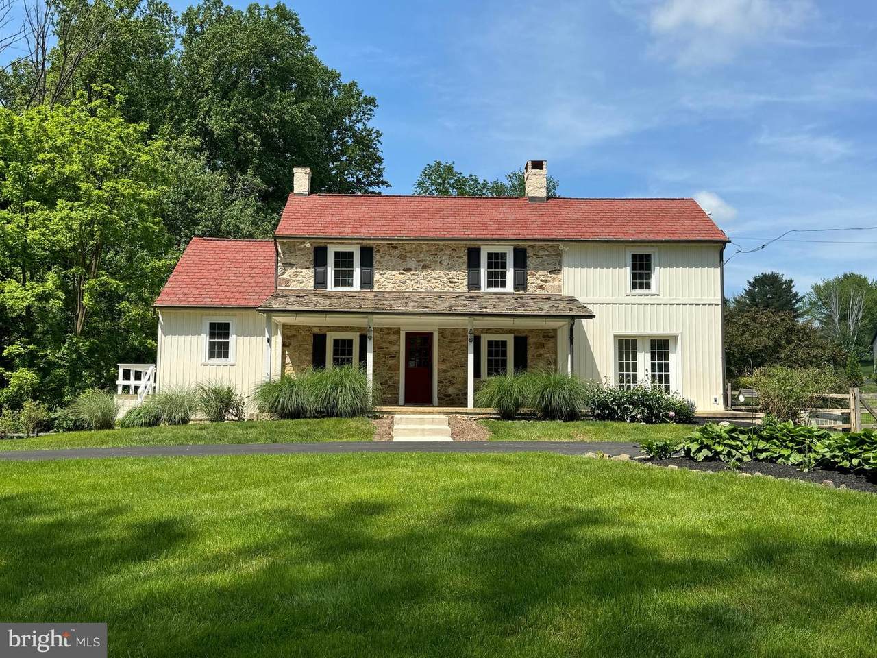 553 Worthington Road - Photo 1