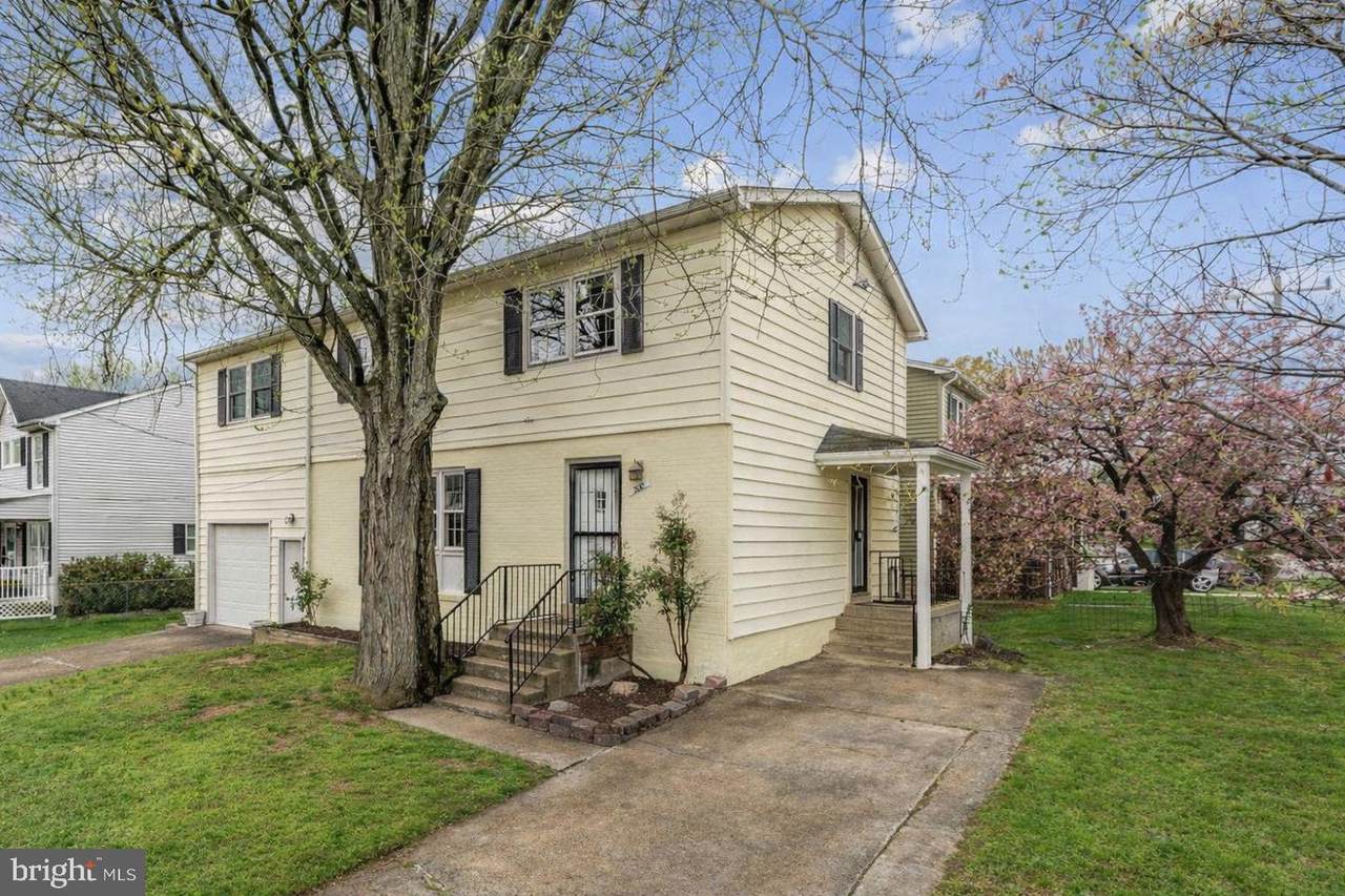 200 Adams Street - Photo 1