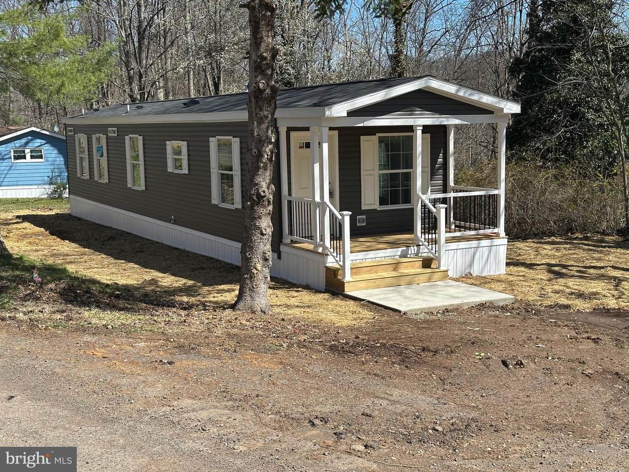 8 Ash Lane - Photo 1