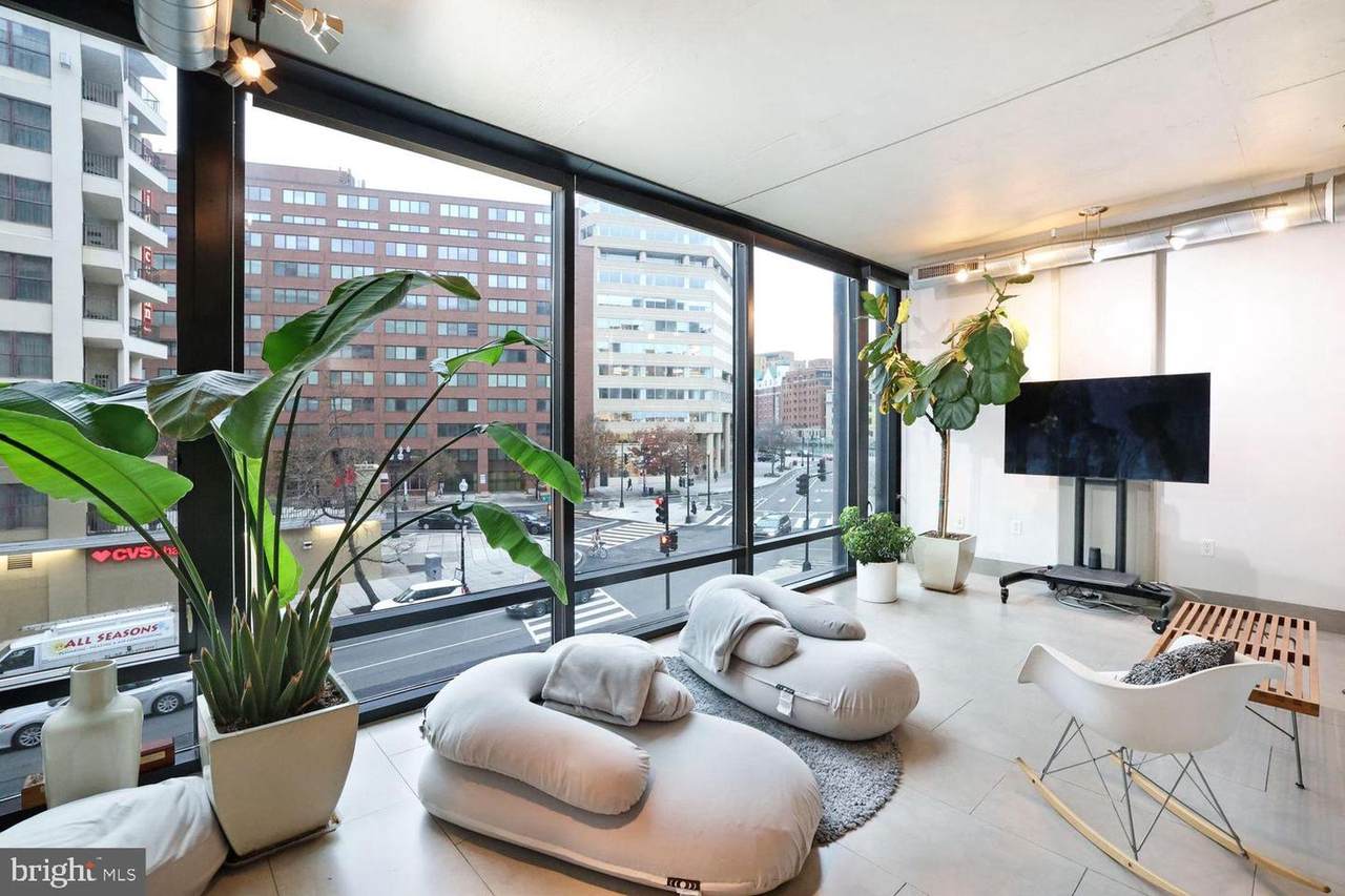 1133 14TH Street - Photo 1