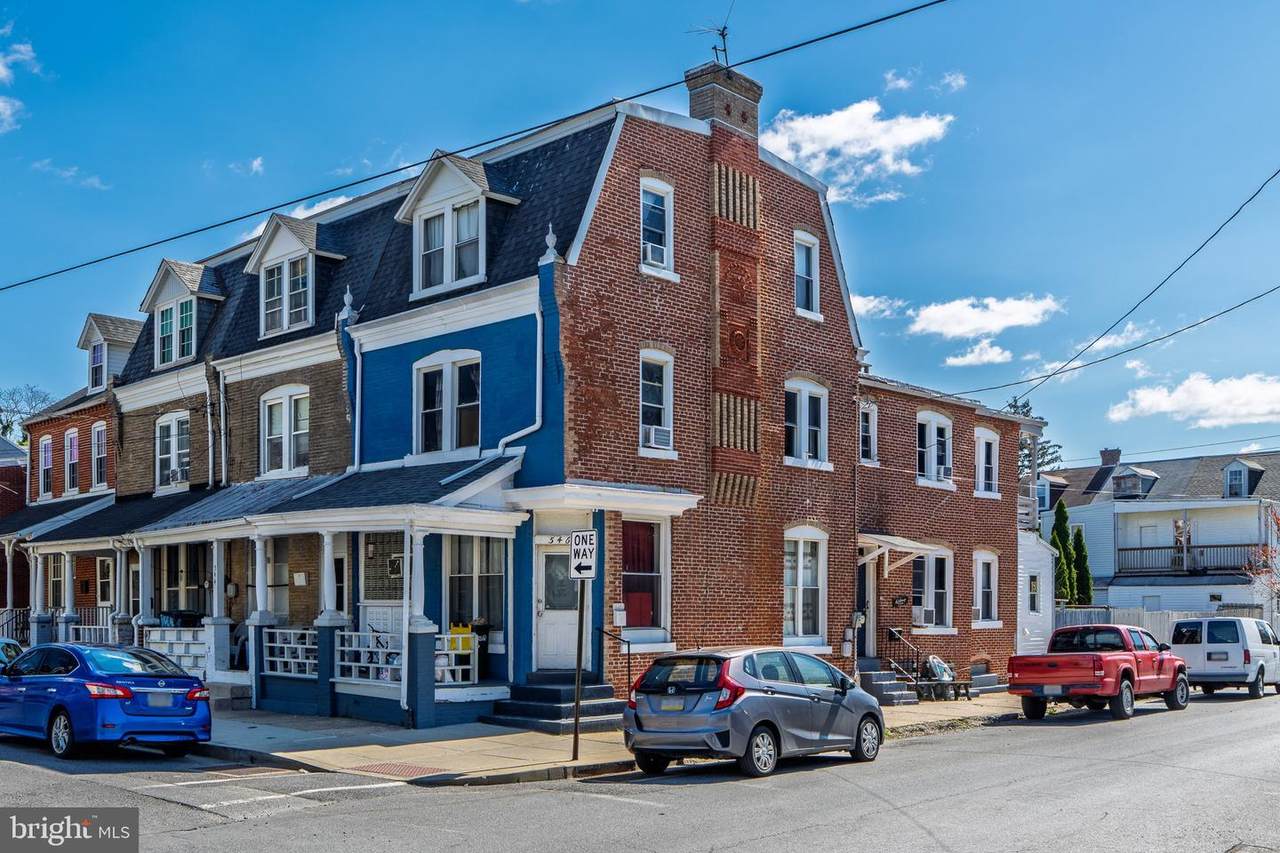 546 Poplar Street - Photo 1