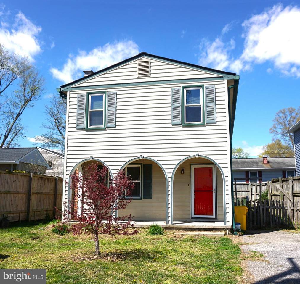 702 Londontown Road - Photo 1