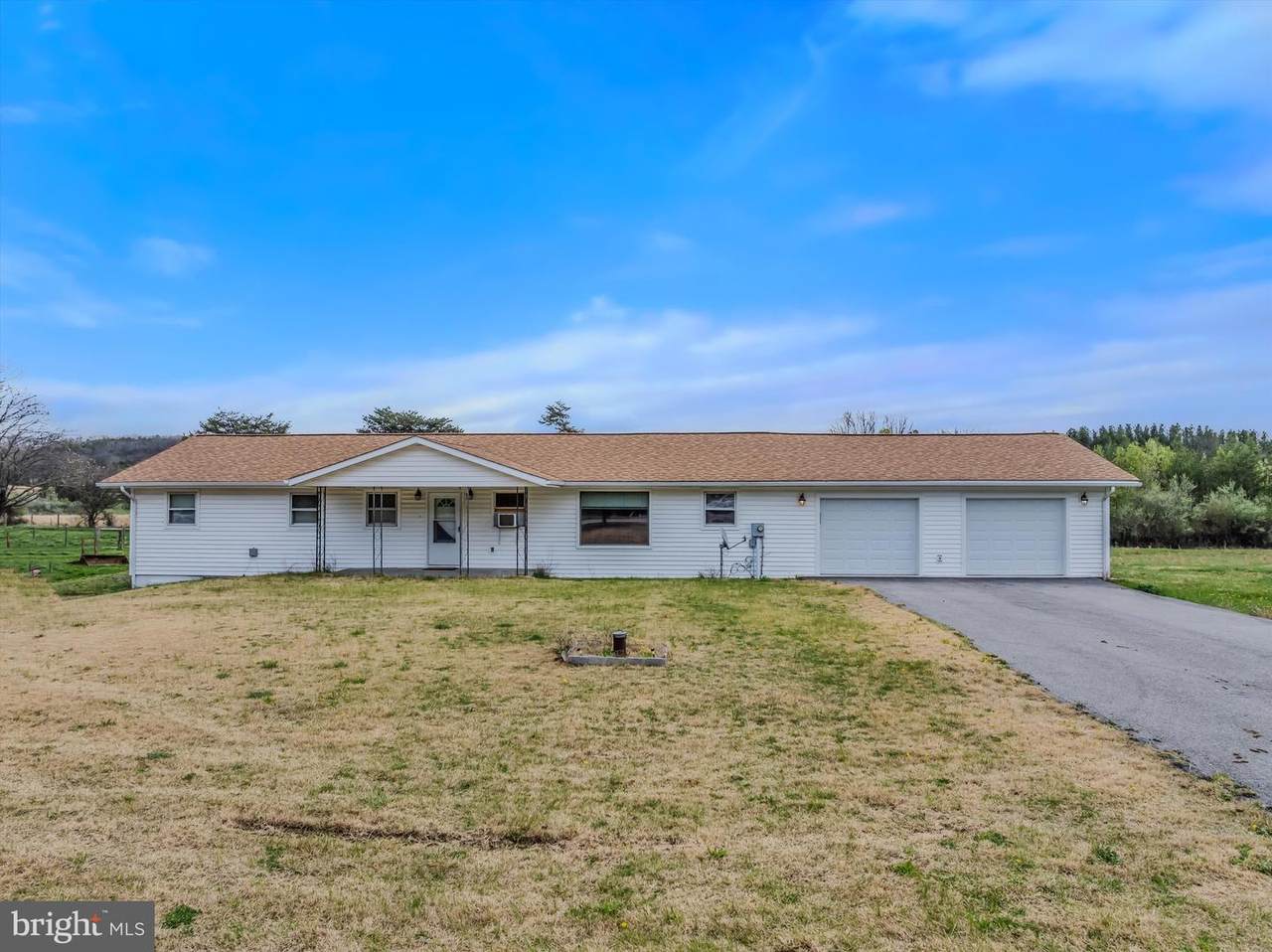11223 Valley Road - Photo 1