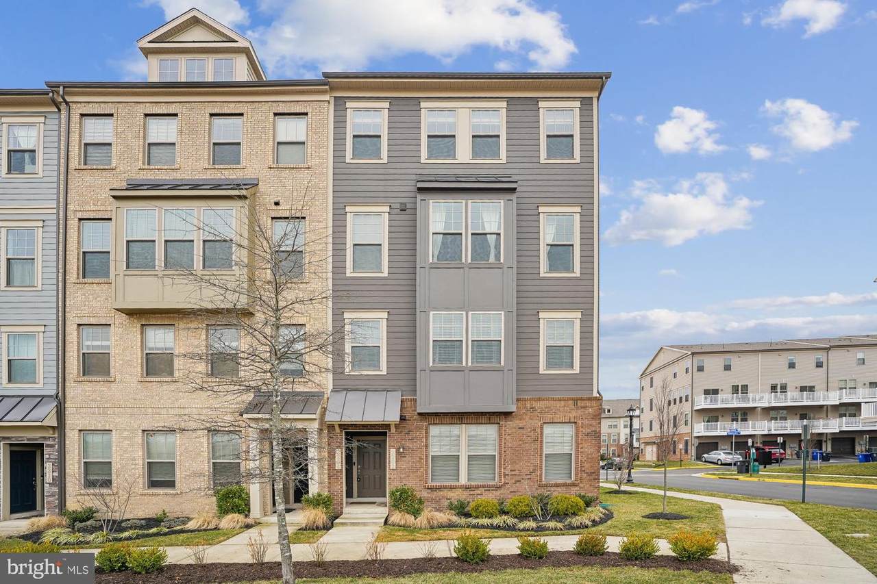 2204 Abboccato Terrace - Photo 1