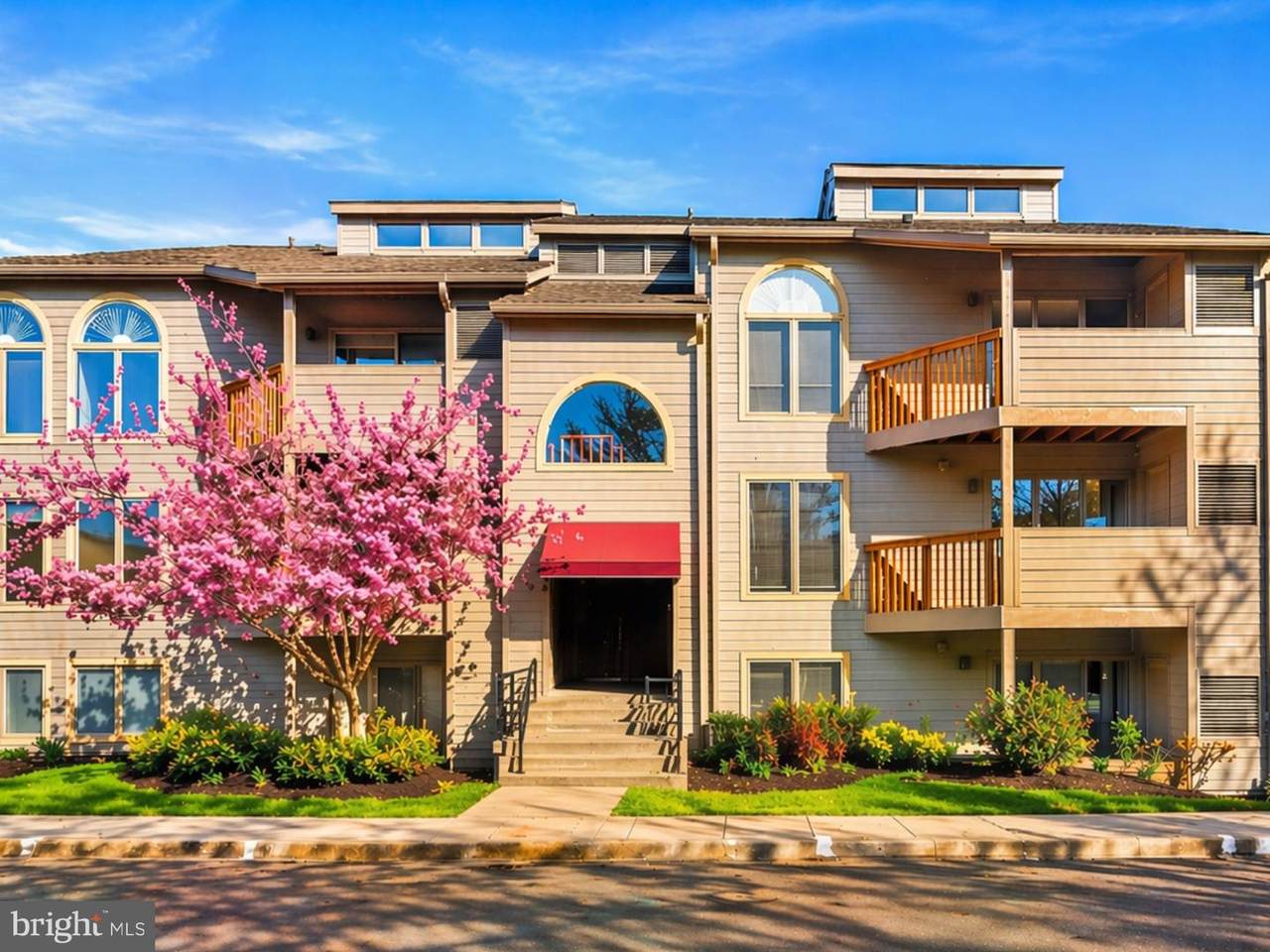 7006 Channel Village Court - Photo 1