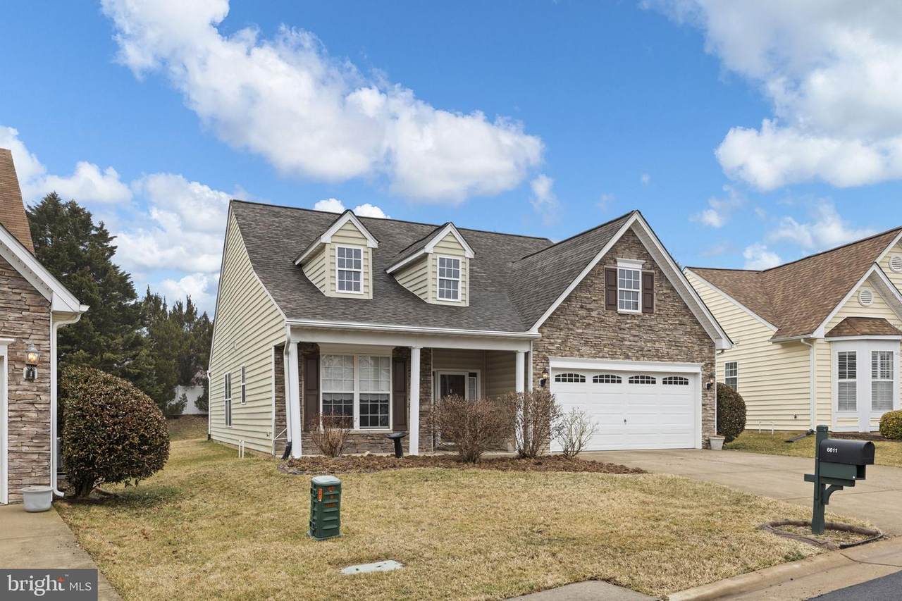 6611 Twin Cedars Court - Photo 1