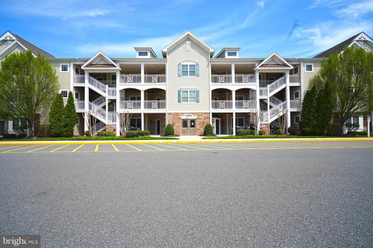 37685 Ulster Drive - Photo 1