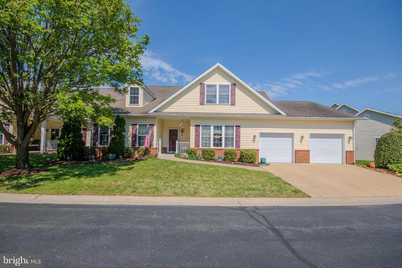 922 Winding Way - Photo 1