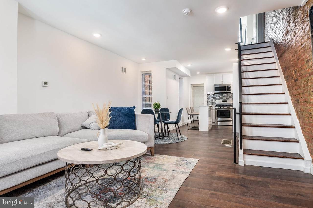 1540 Hollywood Street - Photo 1