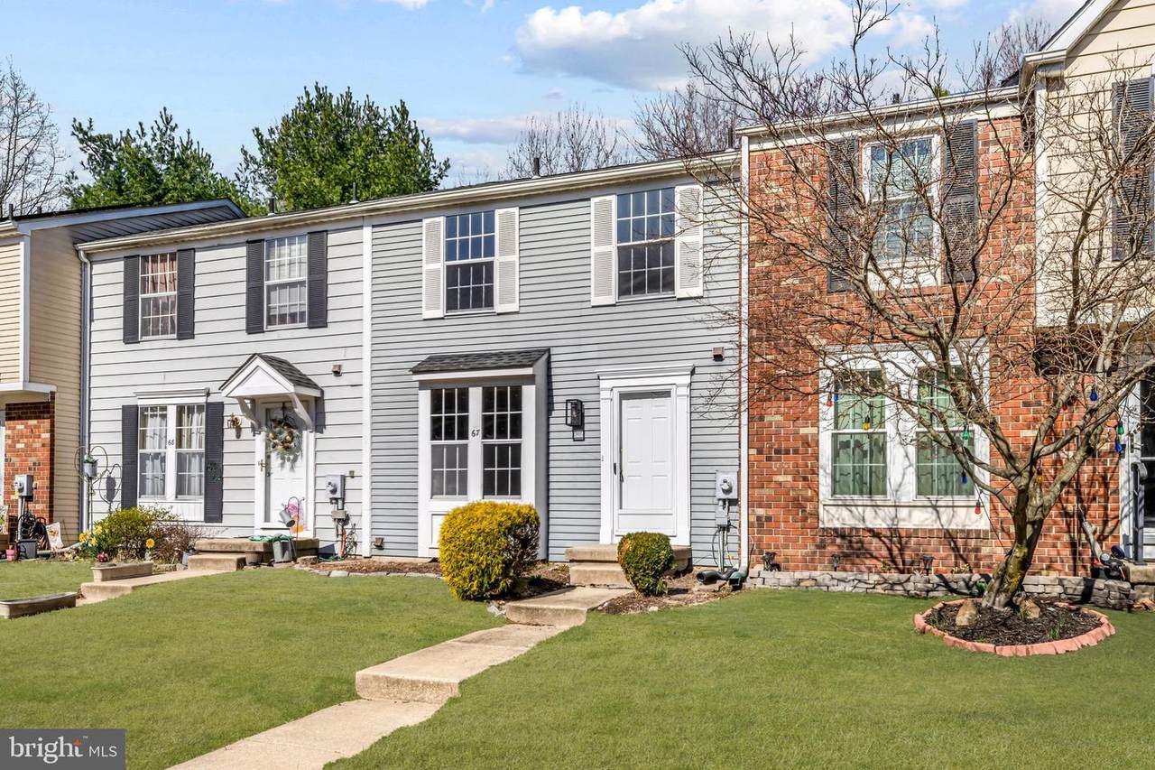 67 Dorchester Circle - Photo 1