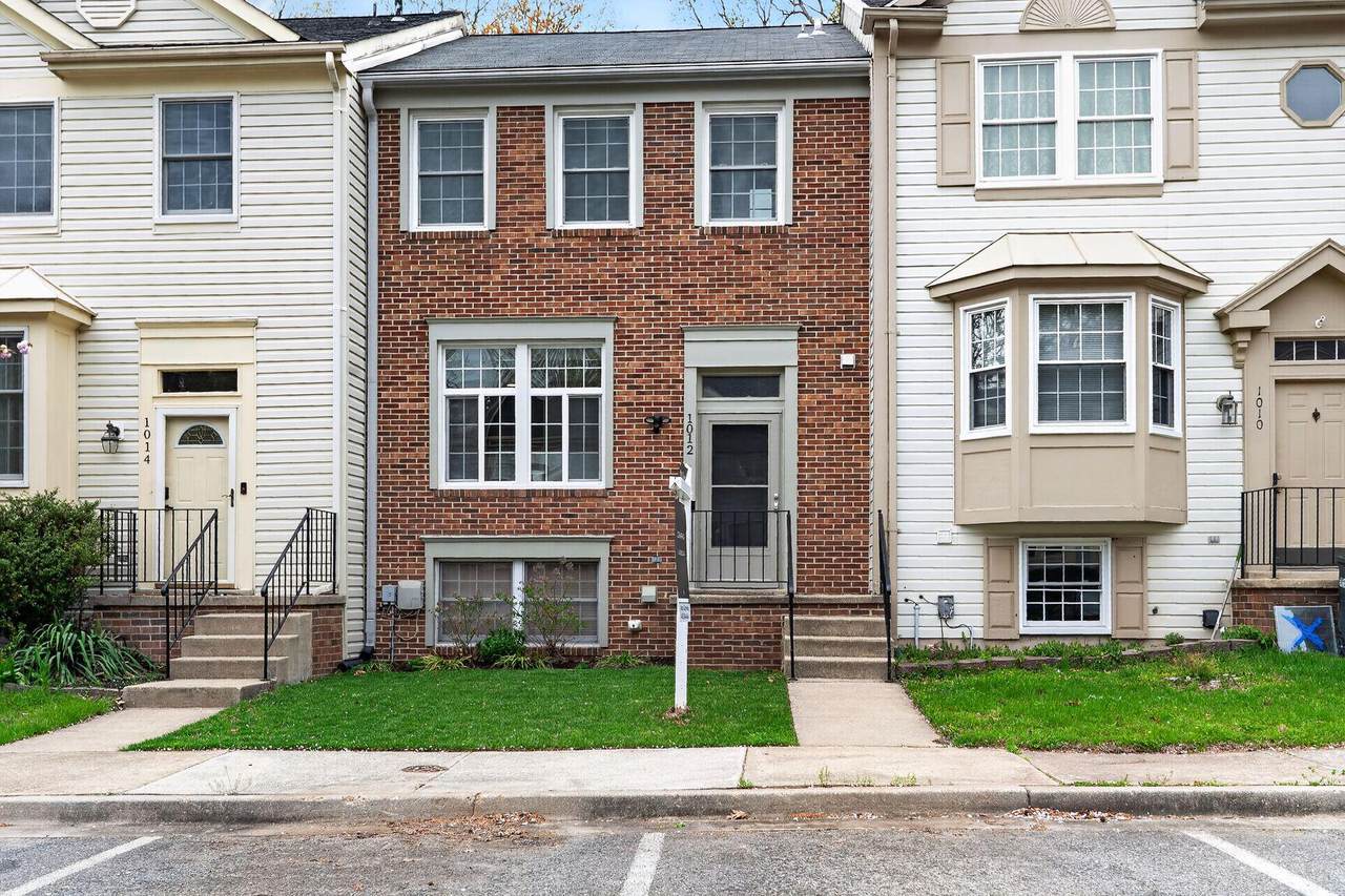 1012 Chestnut Haven - Photo 1