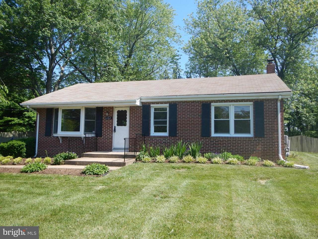 6362 Hillcrest Place - Photo 1