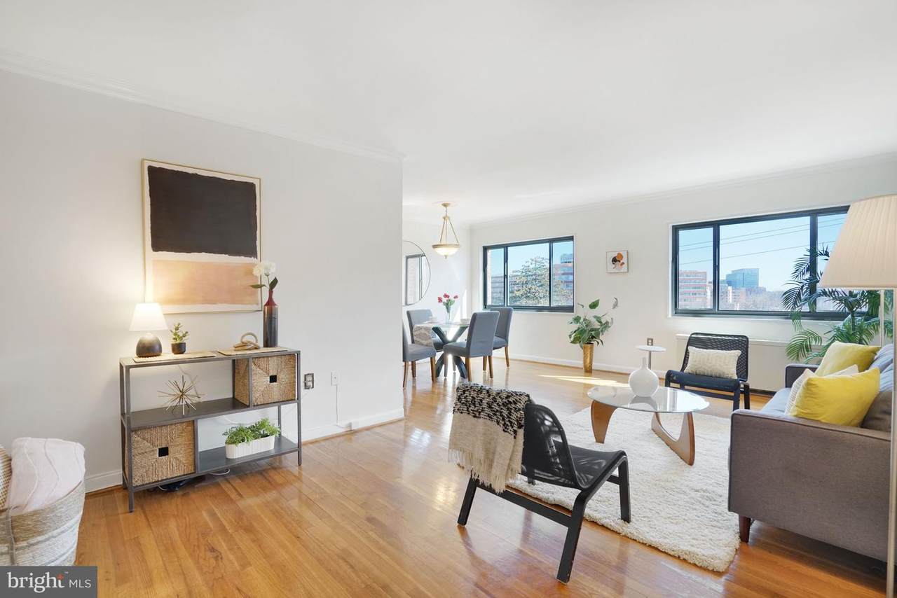 1300 Arlington Ridge Road - Photo 1