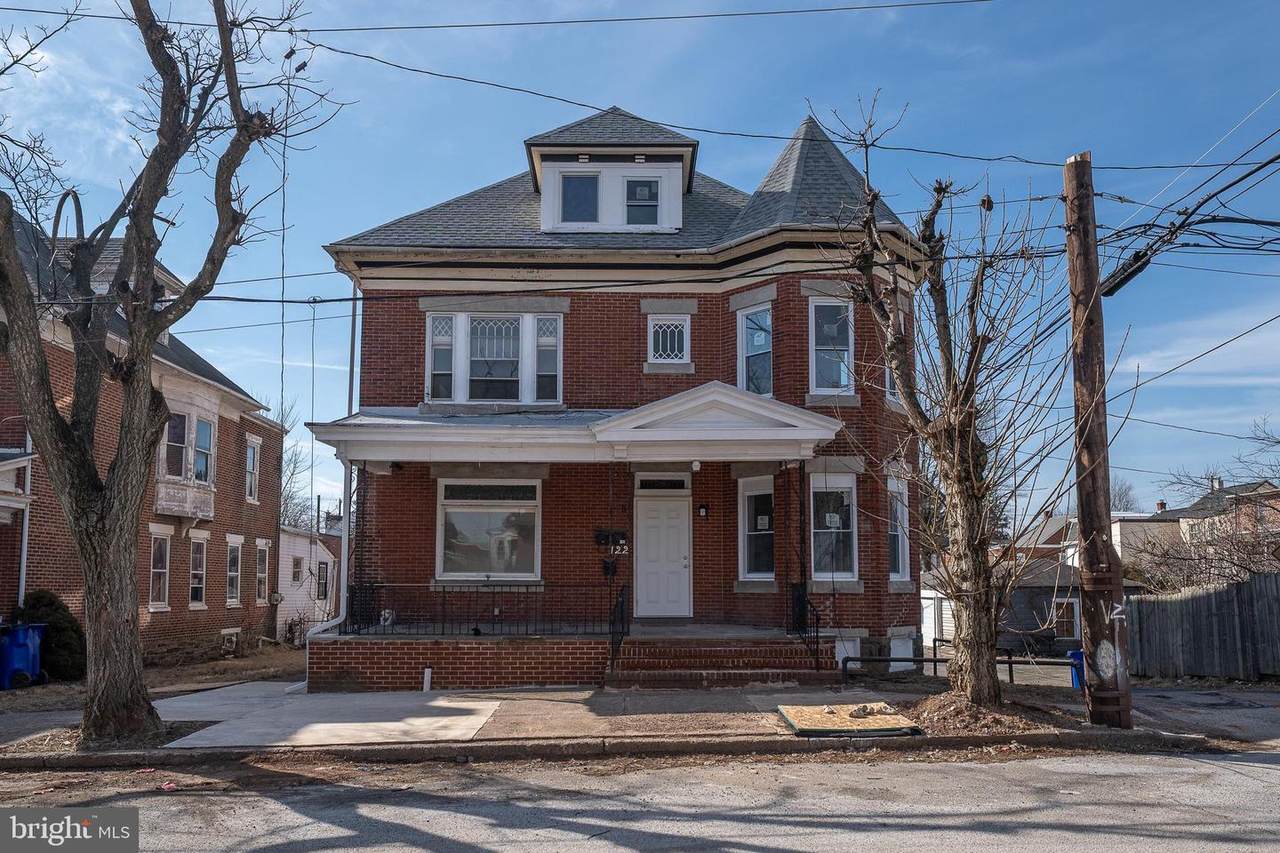 122 3RD Street - Photo 1