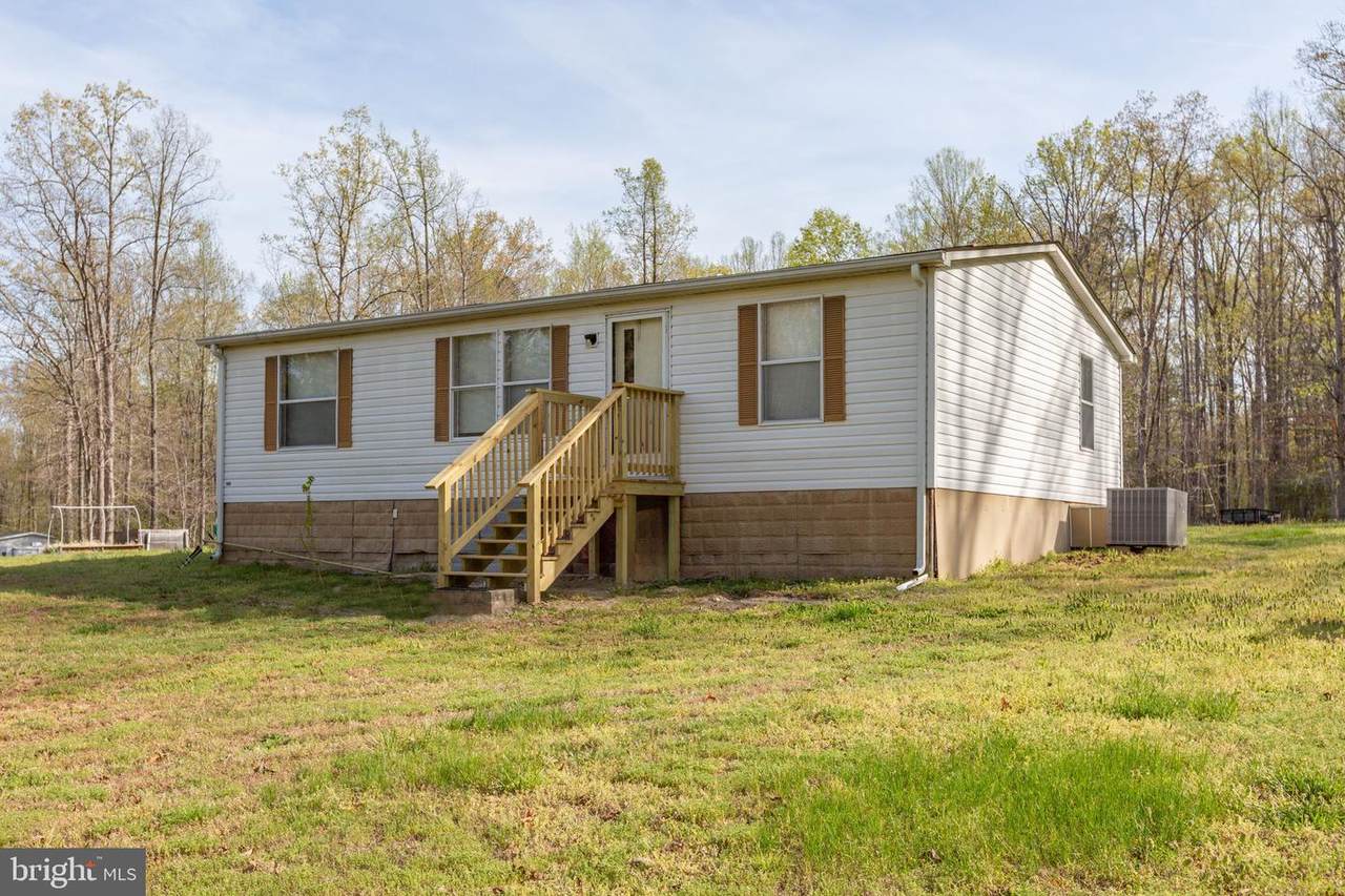4703 Holly Drive - Photo 1