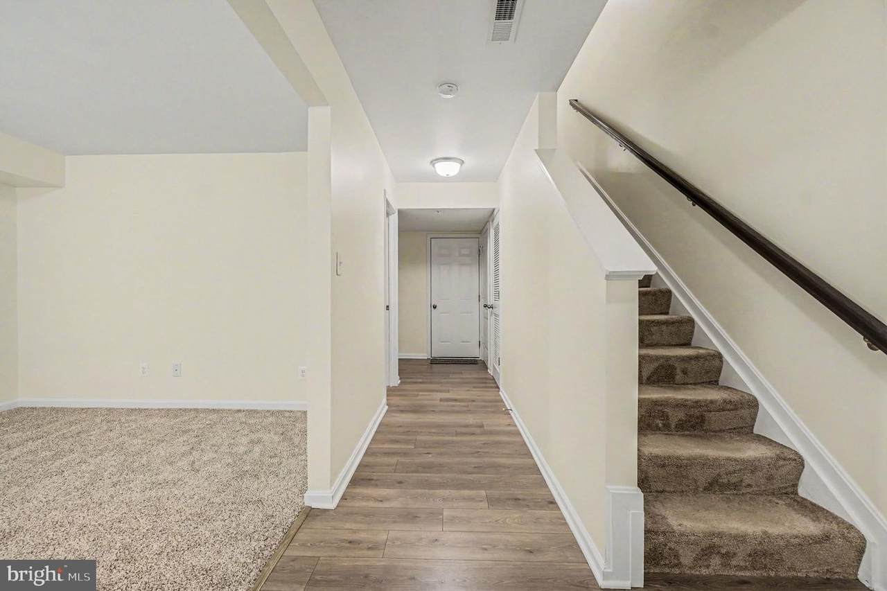 https://bt-photos.global.ssl.fastly.net/brightmls/1280_boomver_1_804748870462-2.jpg