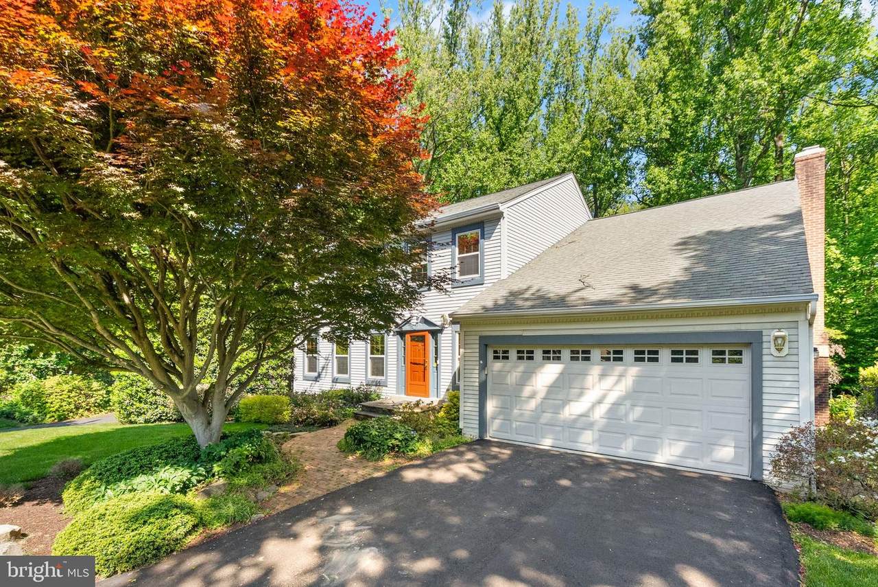 11582 Southington Lane - Photo 1