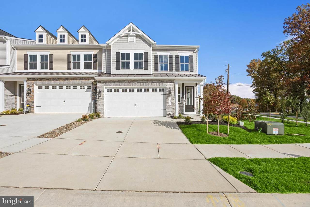 4823 Grandiflora Cir Circle - Photo 1