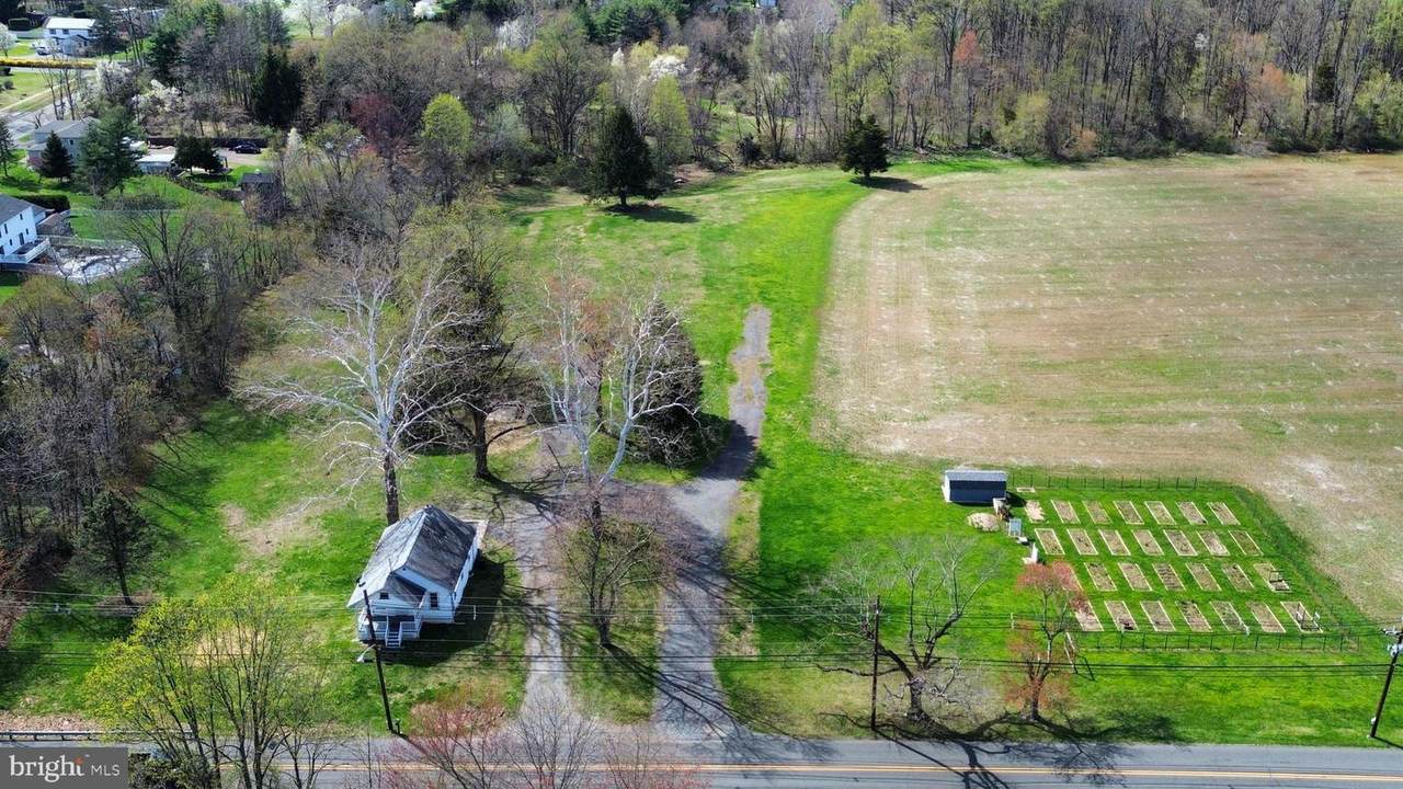 4371 Crosswicks Hamilton Square Rd - Photo 1