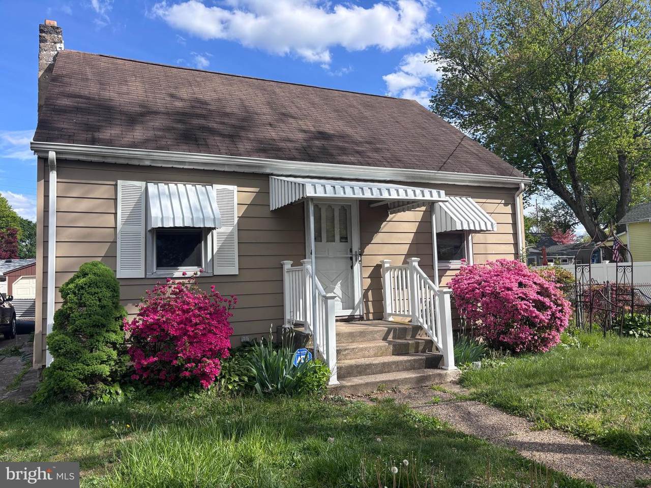 254 Watson Avenue - Photo 1