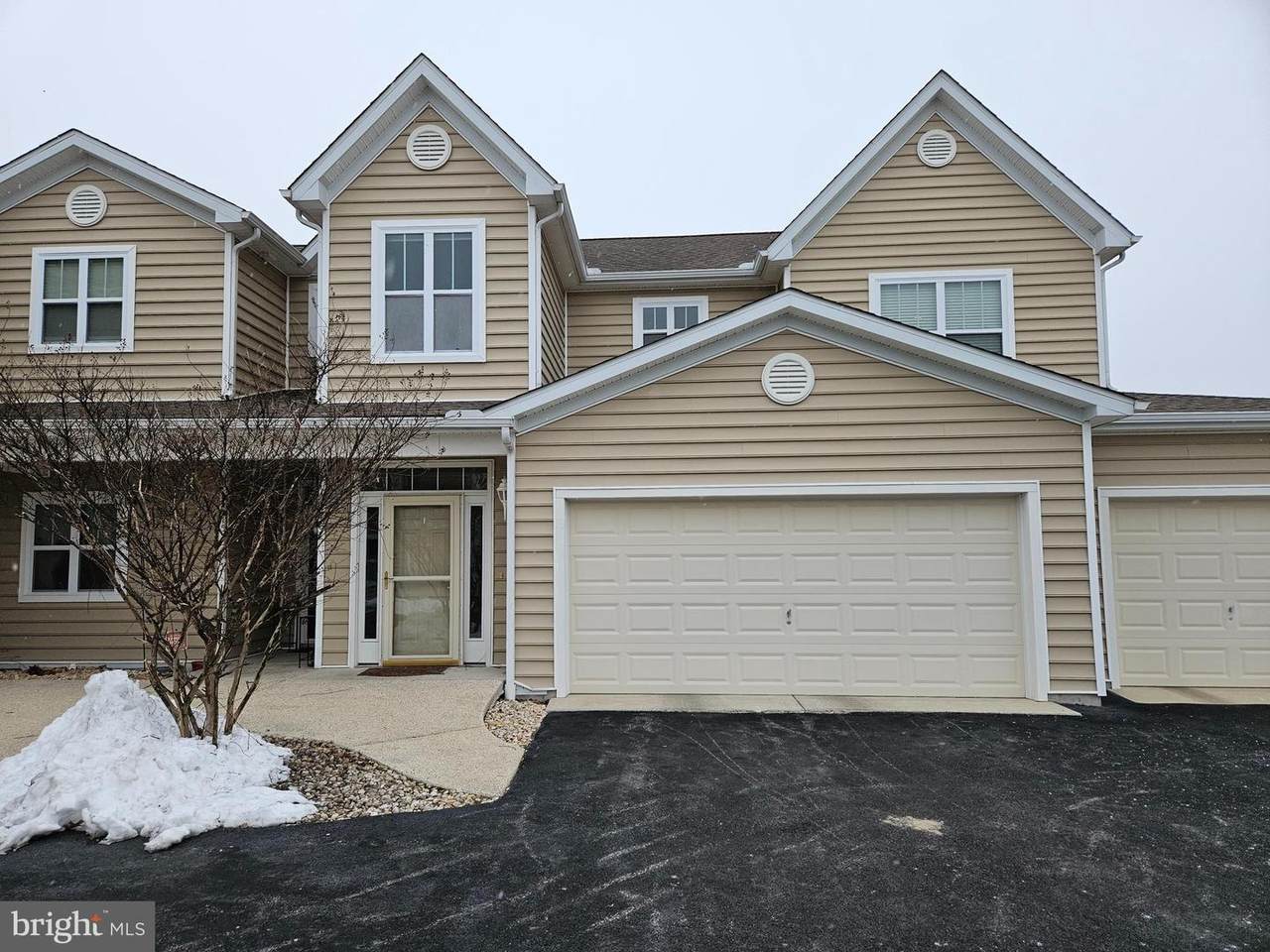161 Rock Ledge Court - Photo 1