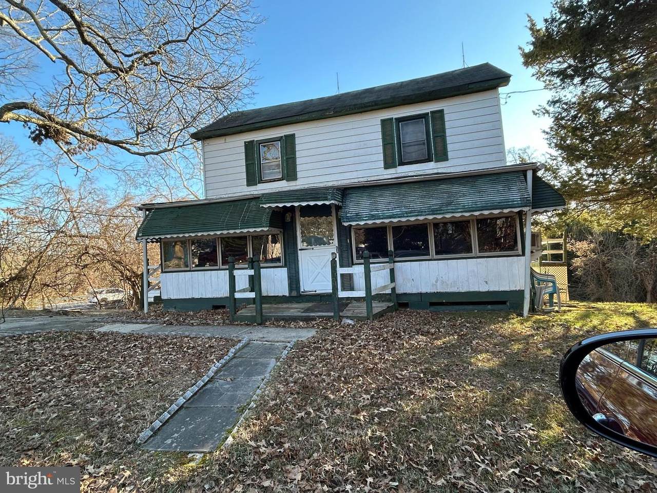 6905 Kent Road - Photo 1