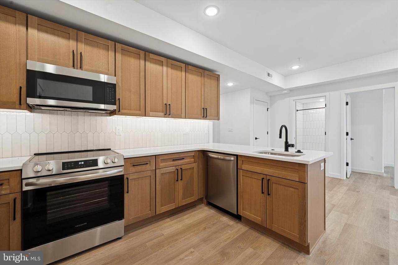 754 4TH Street - Photo 1