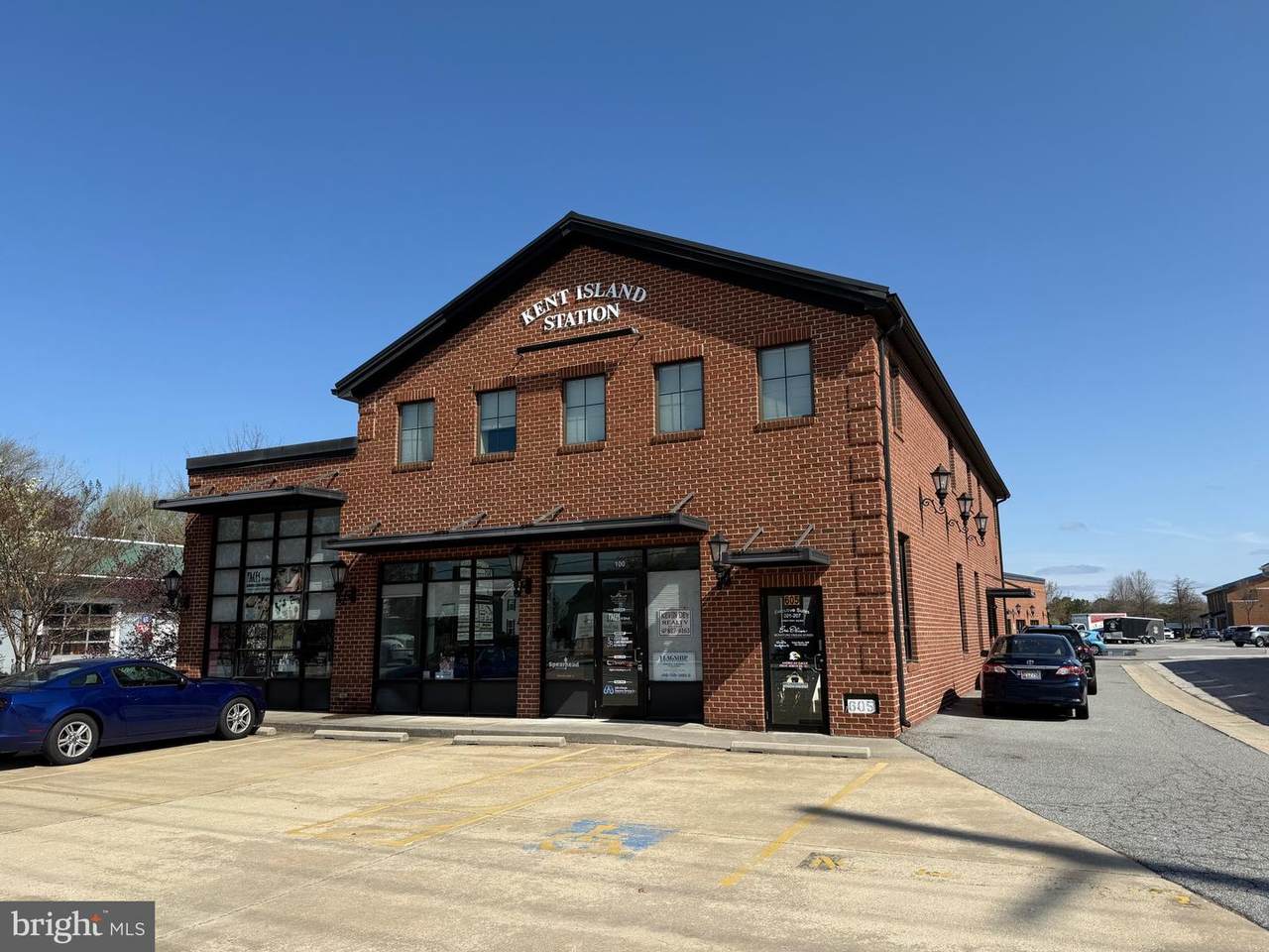 605 Main Street - Photo 1