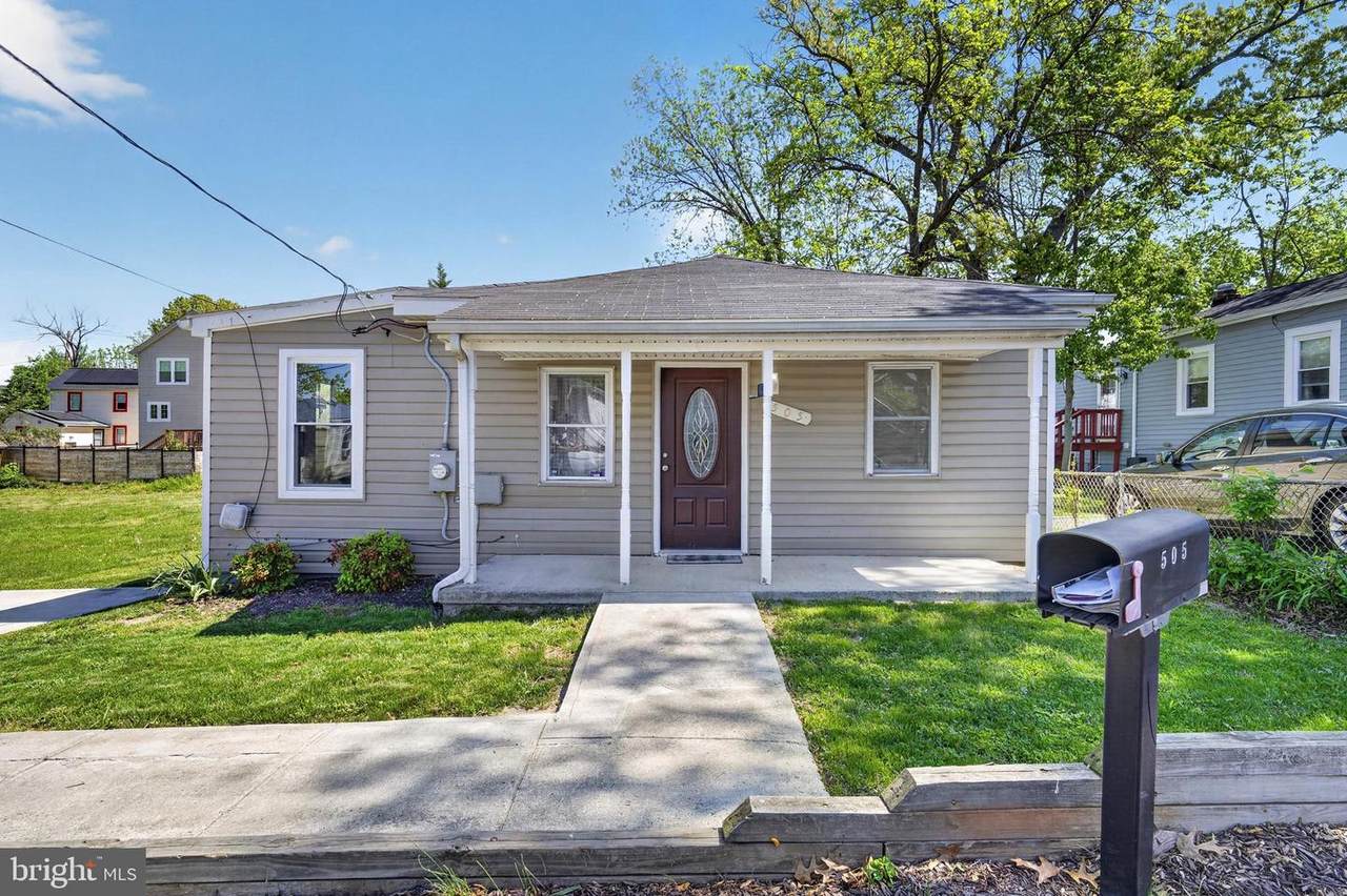 505 69TH Street - Photo 1
