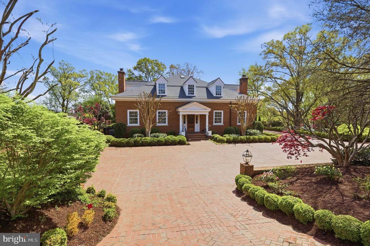 1711 Highland Road - Photo 1