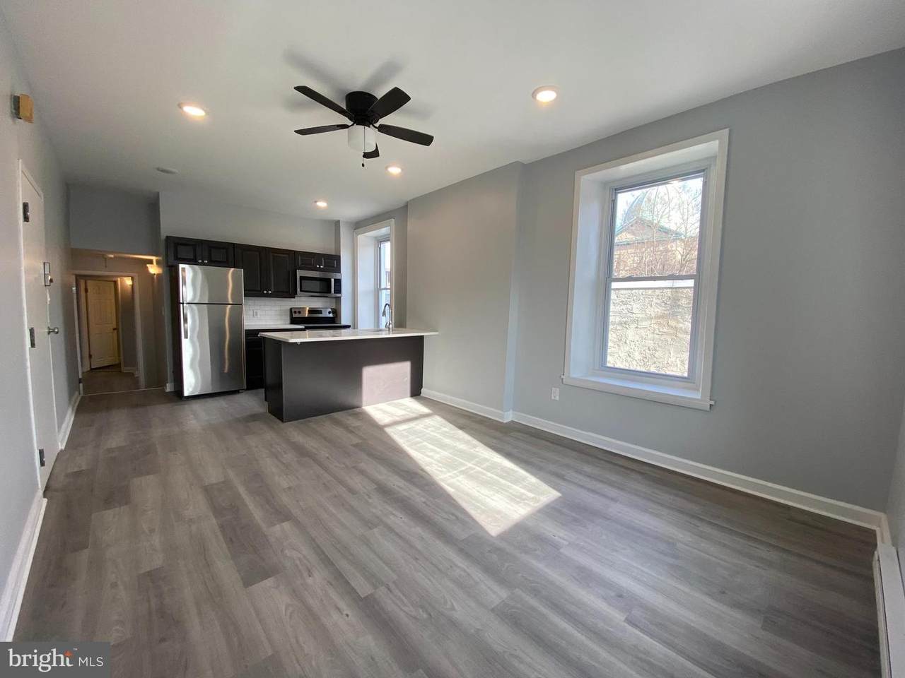 21-00 Price Street - Photo 1