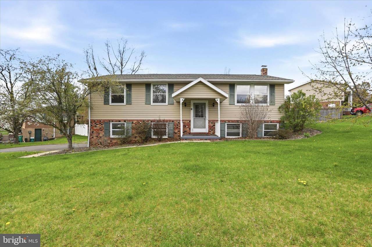 99 Jameslee Drive - Photo 1