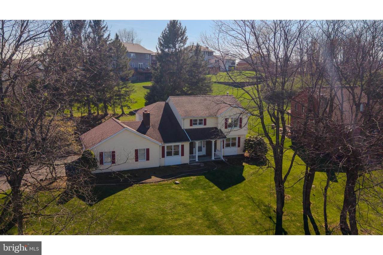116 Victoria Lane - Photo 1