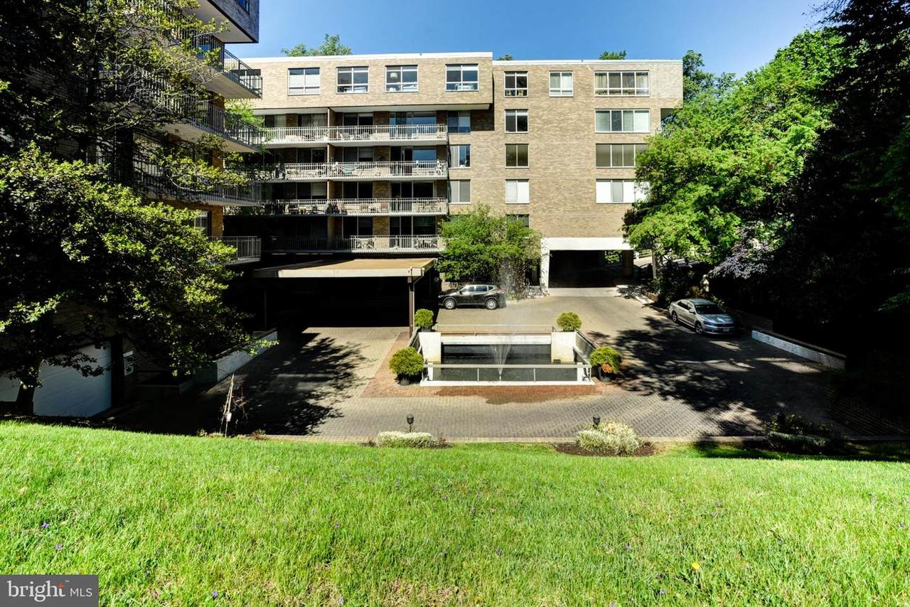 4100 Cathedral Avenue - Photo 1