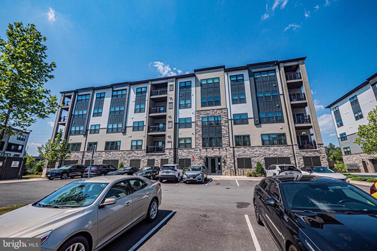 12880 Mosaic Park Way - Photo 1