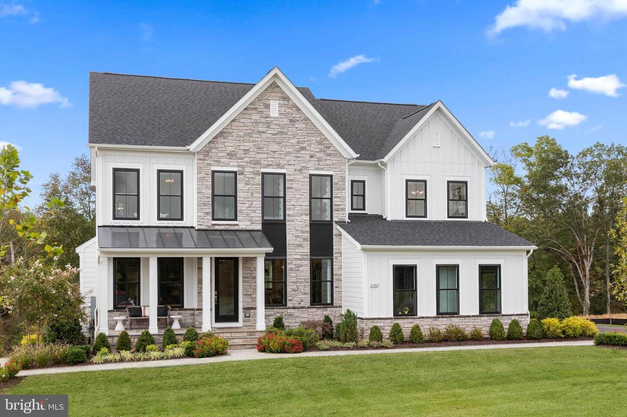 TBB Mcelnea Manor Court - Photo 1