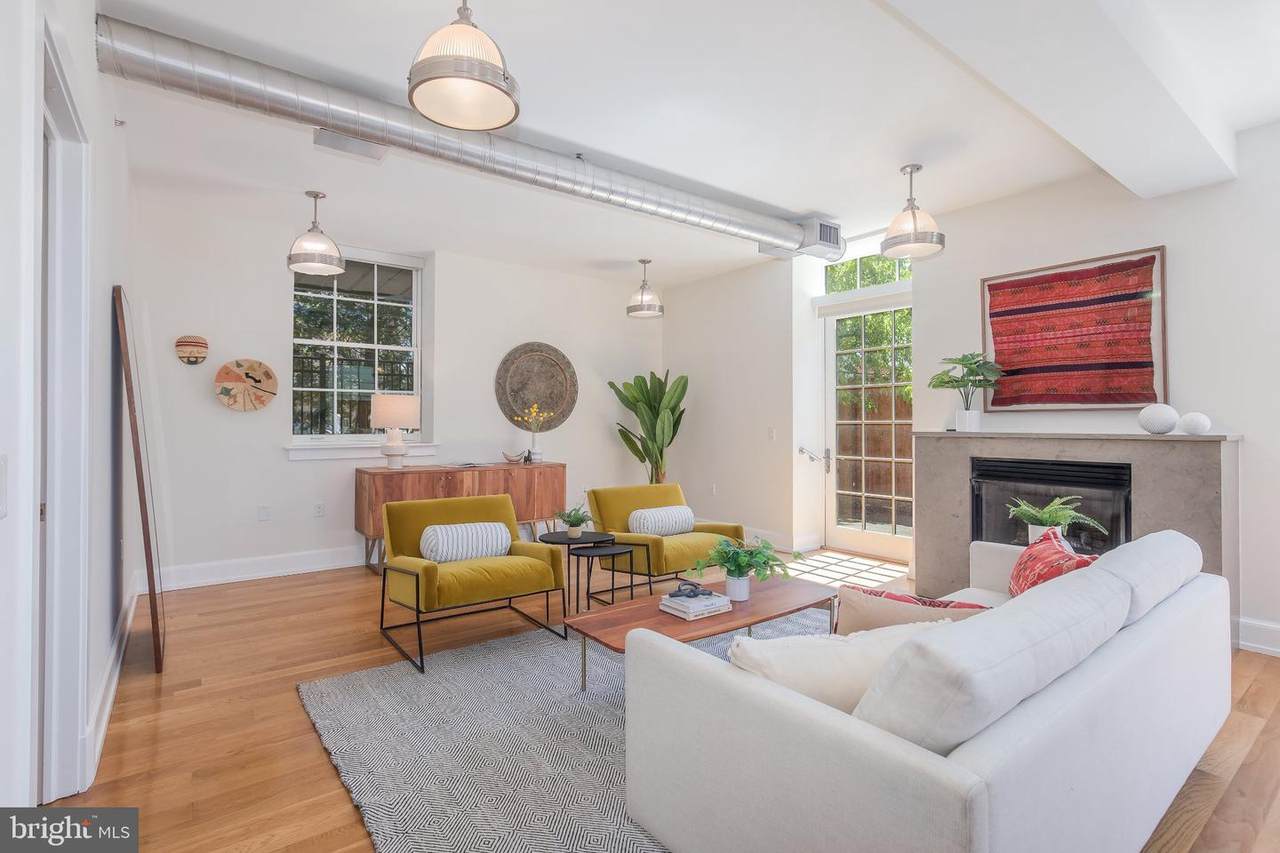 215 I Street - Photo 1