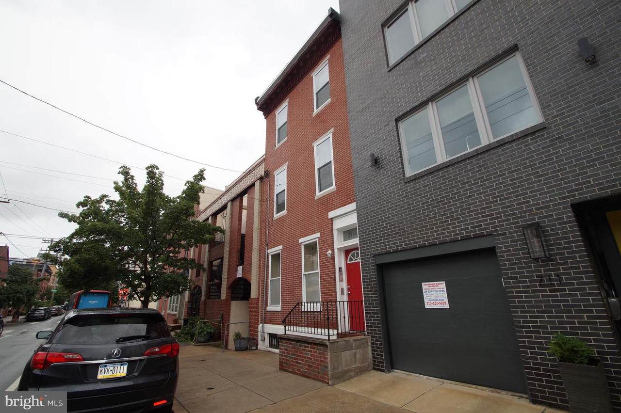 709 20TH Street - Photo 1