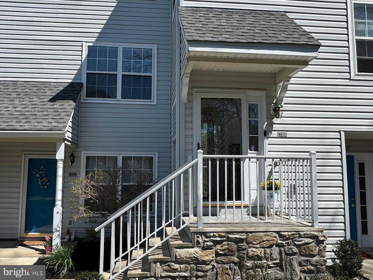 1306 Squirrel Road - Photo 1